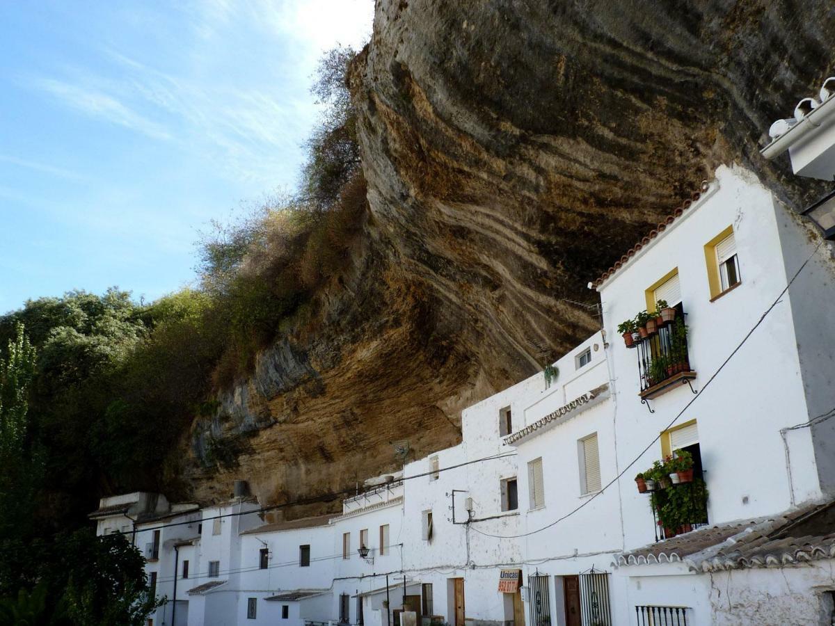Casa Cueva De La Sombra